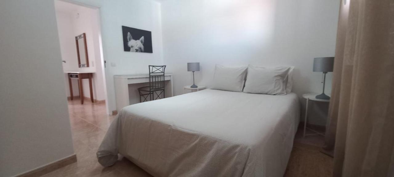Apartamentos Naturalis Вила Нова де Милфонтеш Екстериор снимка